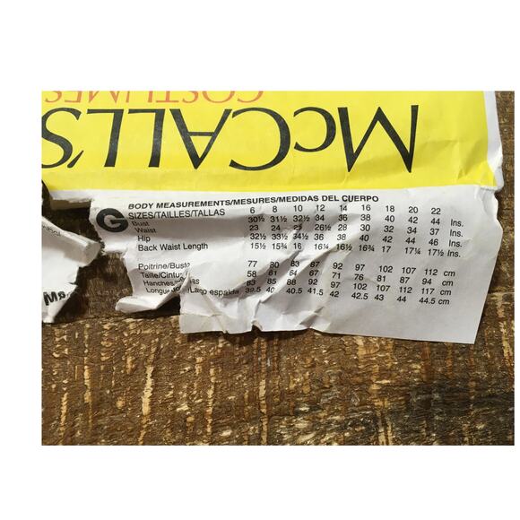 McCalls Sewing Pattern M8017 Outlander Civil War Antebellum Dress 6-14 UNCUT - Picture 3 of 3